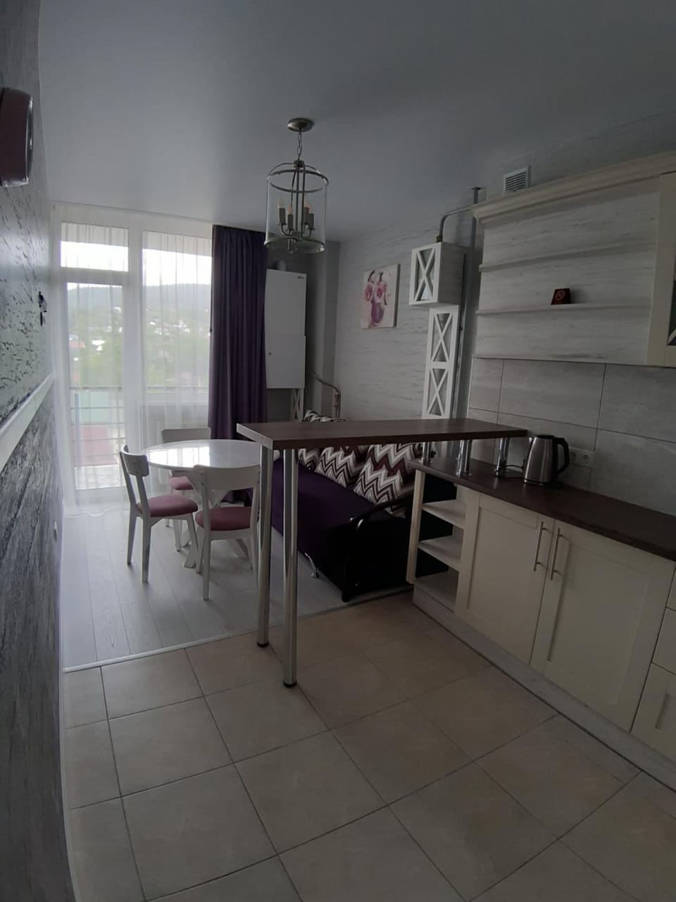 Kitchen or kitchenette, Dining area, stove