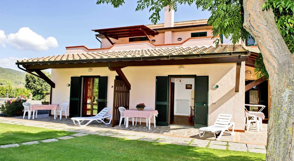 Agriturismo Bocci Farm Stay in Tuscany