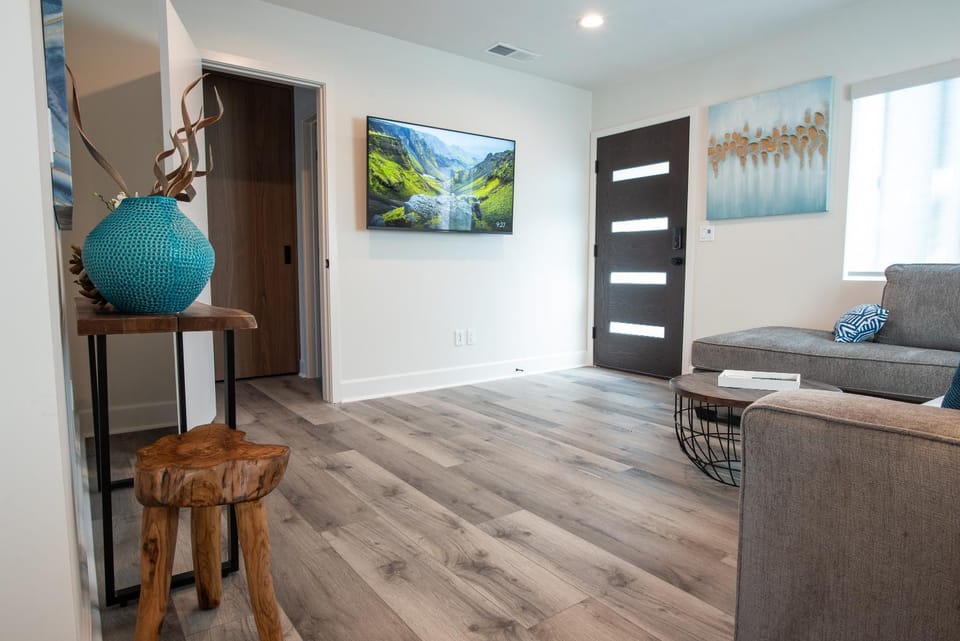 5077 Lotus Street Apartment in San Diego