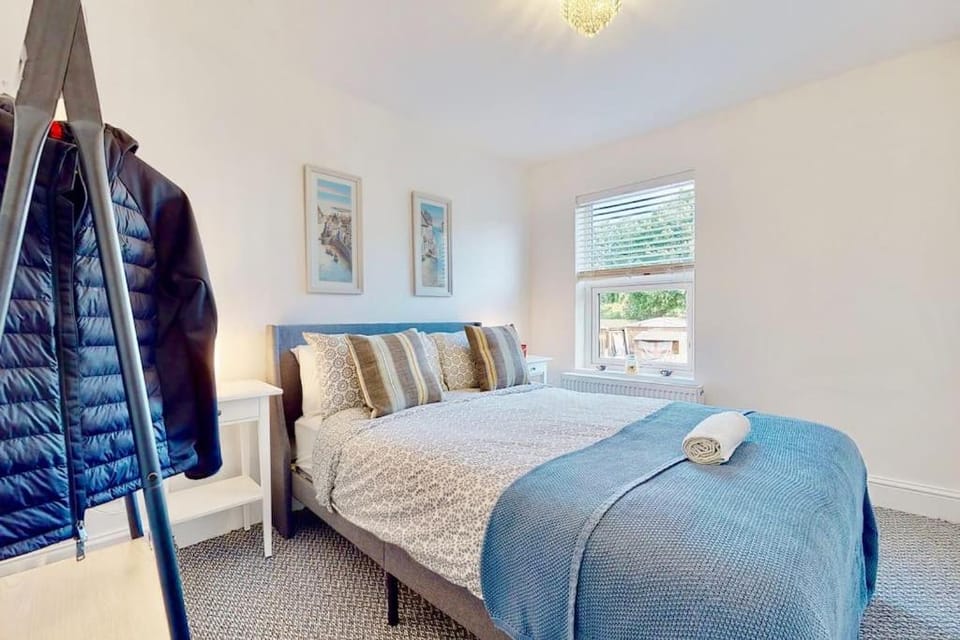 Charming Victorian Terrace House Quick Walk to Station House in Dartford