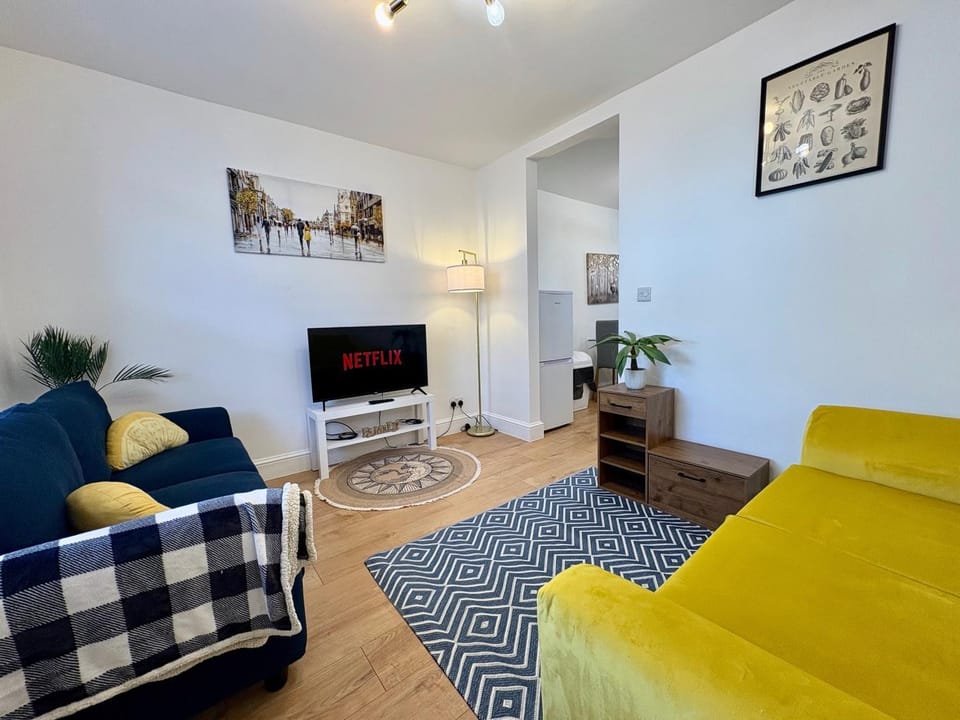 Charming Victorian Terrace House Quick Walk to Station House in Dartford