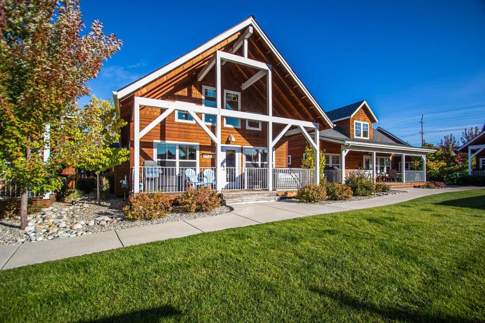 Dover Bay Way House in Dover