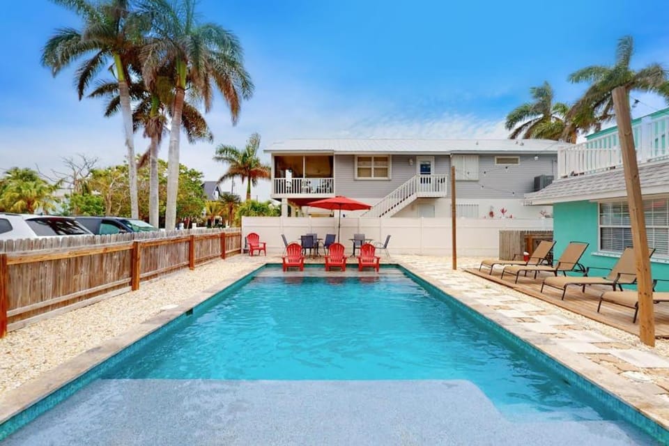 Bungalow E House in Bradenton Beach
