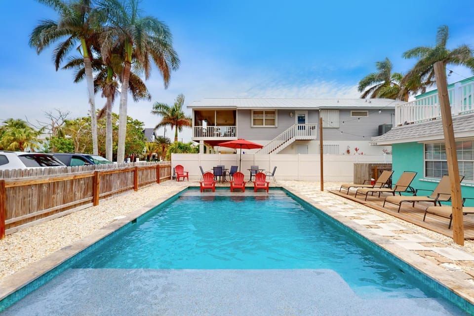 Bungalow E House in Bradenton Beach