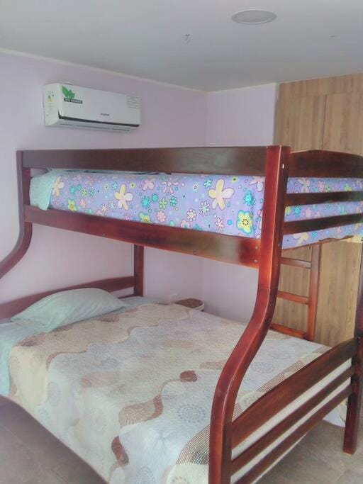 Dep. Salinas, Chipipe. Apartment in Salinas