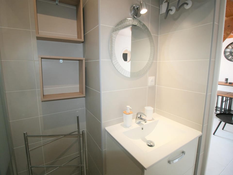 Charmant logement rénové 2/3 pers, jardin commun, 750m plage, 850m centre-ville - FR-1-22-350 House in La Tranche-sur-Mer