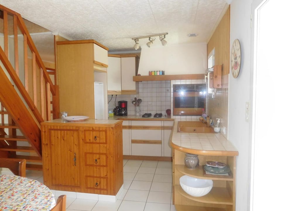 Maison spacieuse 9 pers, secteur calme - FR-1-476-201 House in La Faute-sur-Mer