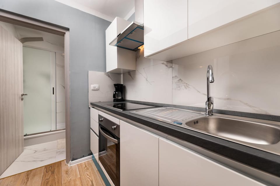 Kitchen or kitchenette, Other