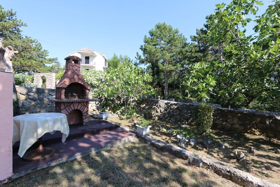 BBQ facilities, Garden