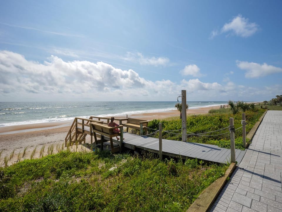 Garden, Seating area, Beach, Sea view