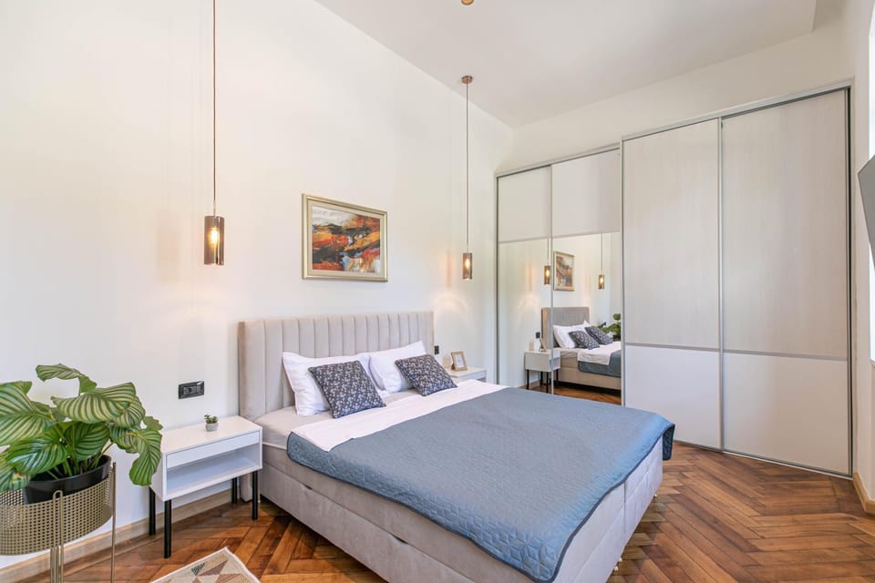 Bed, Bedroom, wardrobe