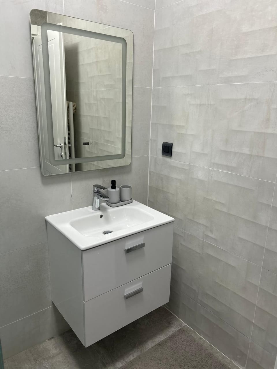 Seaside Elegance Mamaia Năvodari by Mihaela Apartment in Constanta