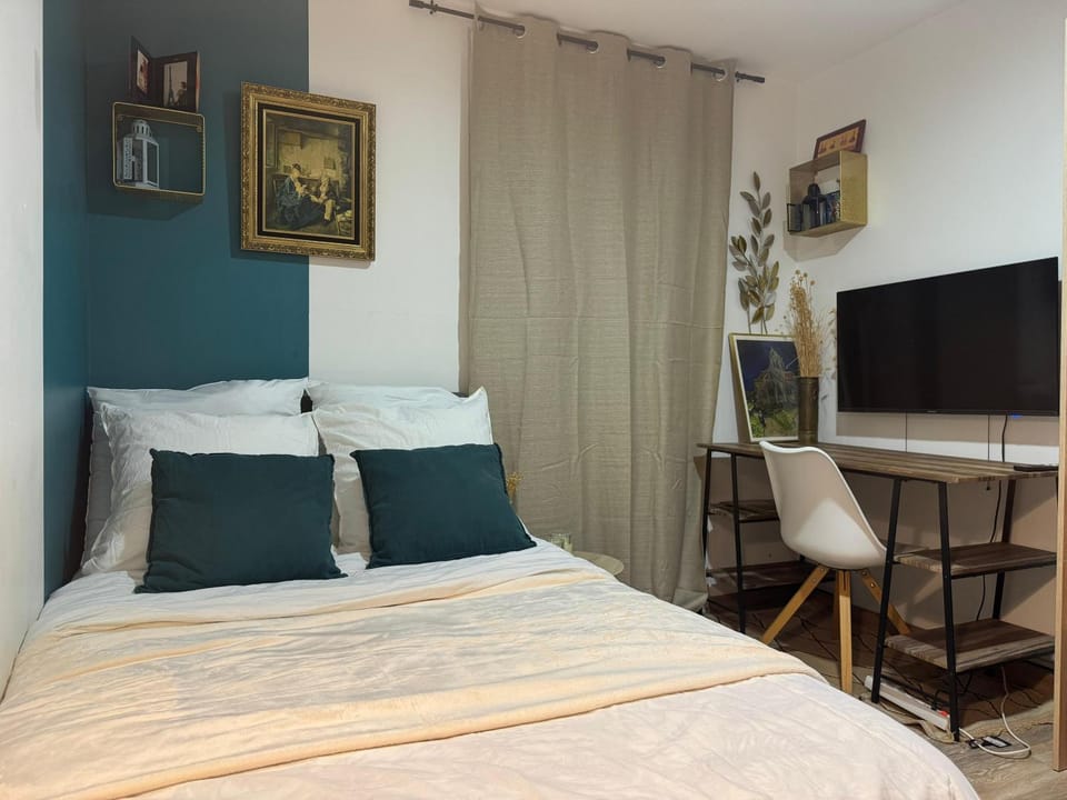 Beau studio proche gare Apartment in Gagny