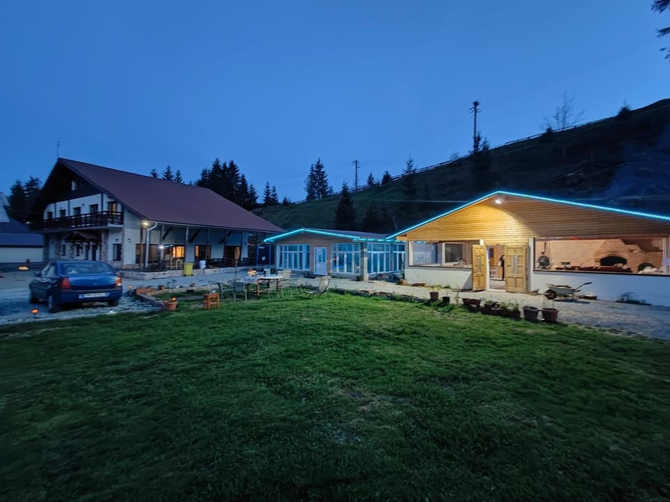 Property building, Night