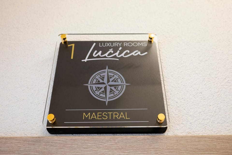 Lučica, Luxury Rooms By the Sea Bed and Breakfast in Split-Dalmatia County
