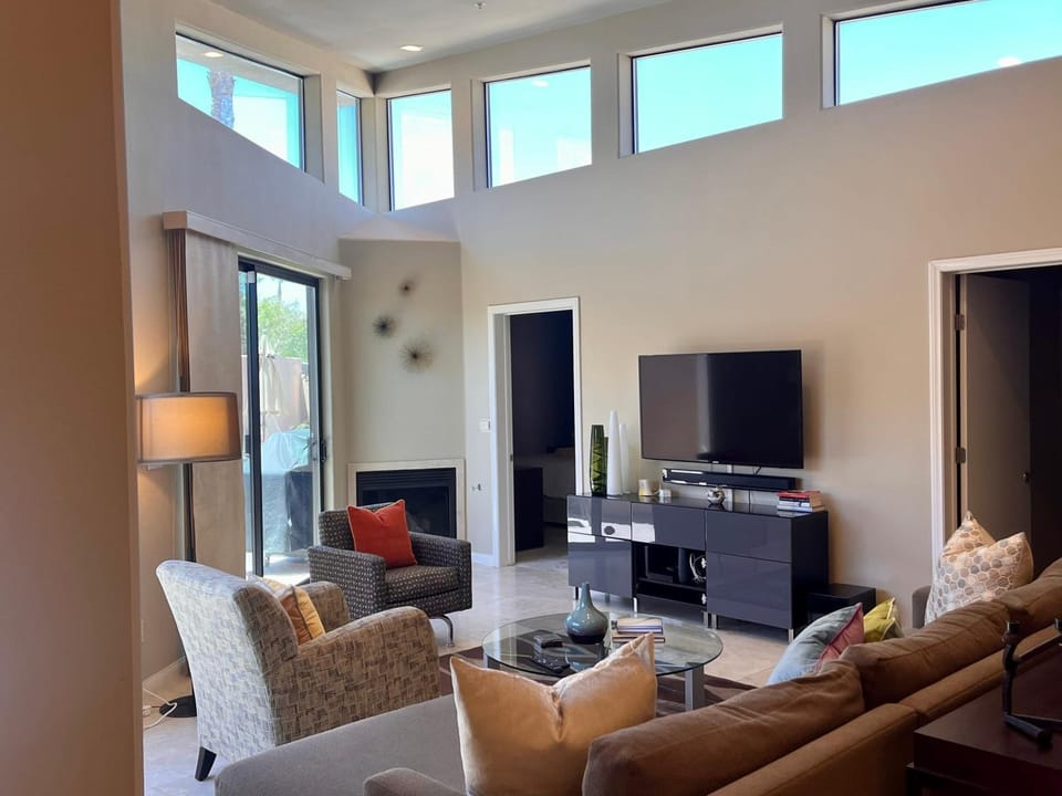 The Terra Cotta Terrace House in Palm Springs