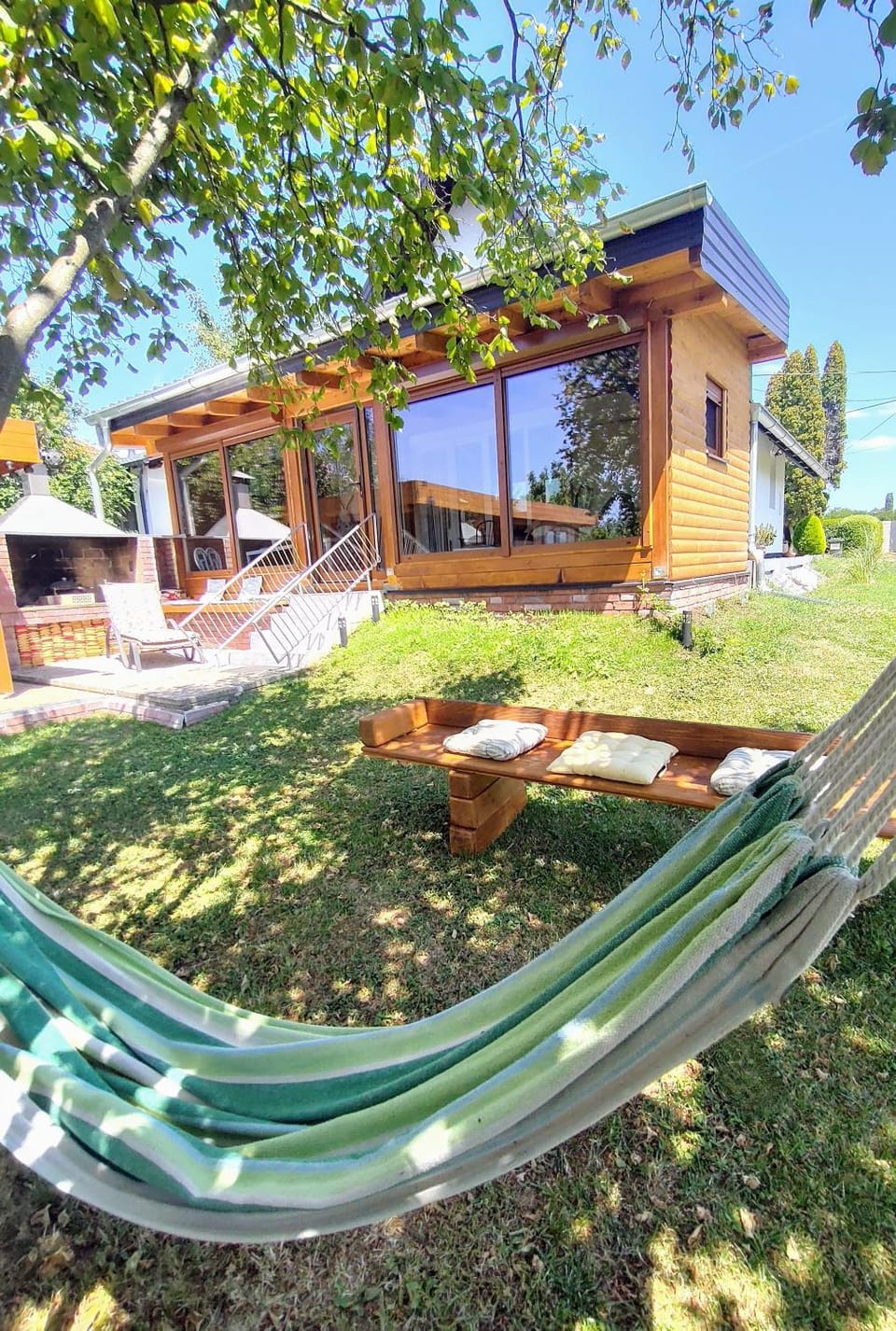 Property building, Patio, Day, Natural landscape, sunbed