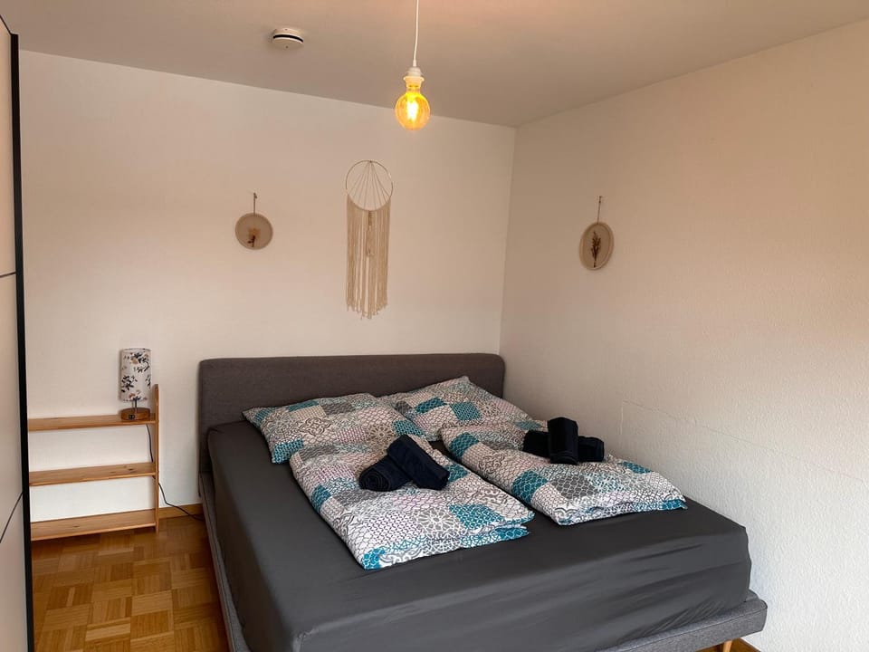 Bed, Bedroom