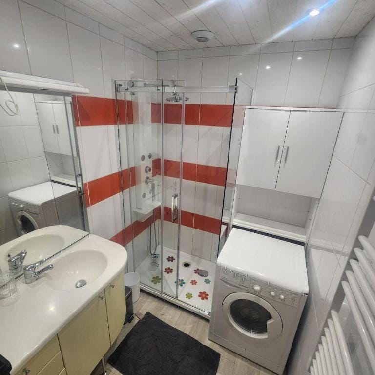 Le Nid' Oisans Apartment in Oz