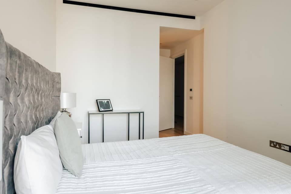 LUXURY 3 Bed 3 Bath Apartment in Central London Apartment in London