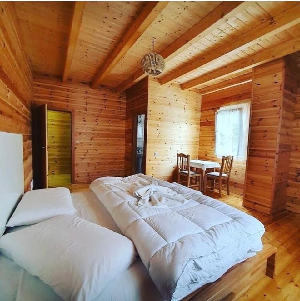 Bujtina Dini Bed and Breakfast in Europe