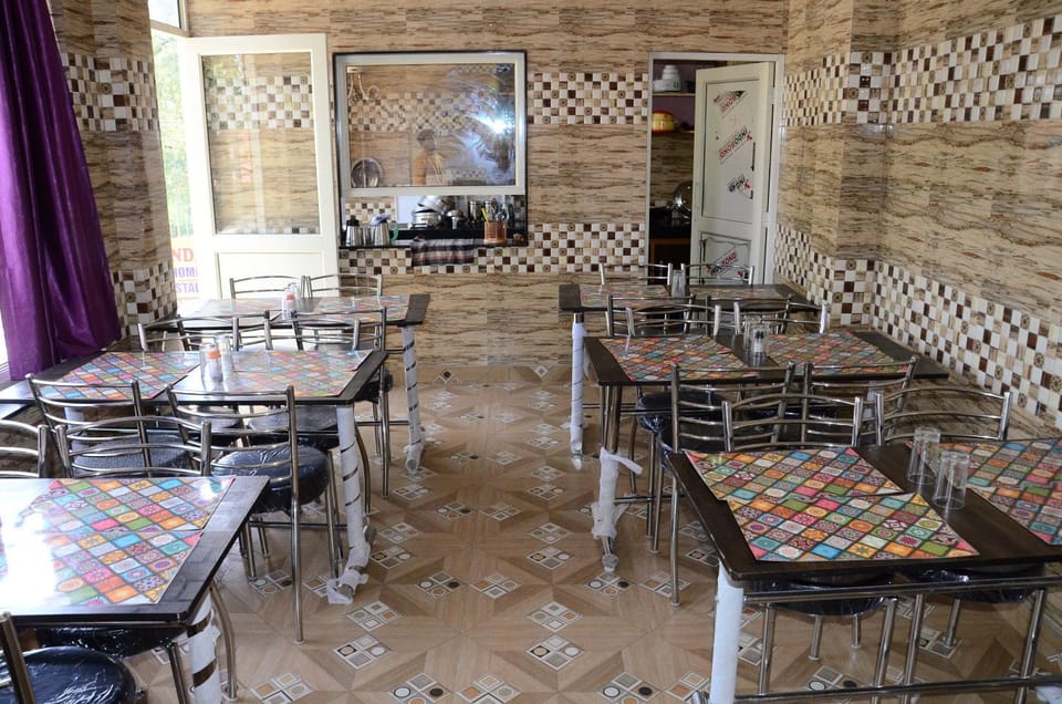 Restaurant/places to eat