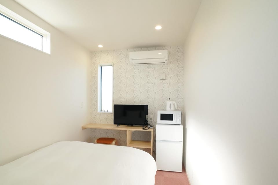 Bed, TV and multimedia, Other, Photo of the whole room, Area and facilities, heating, internet, minibar, air conditioner