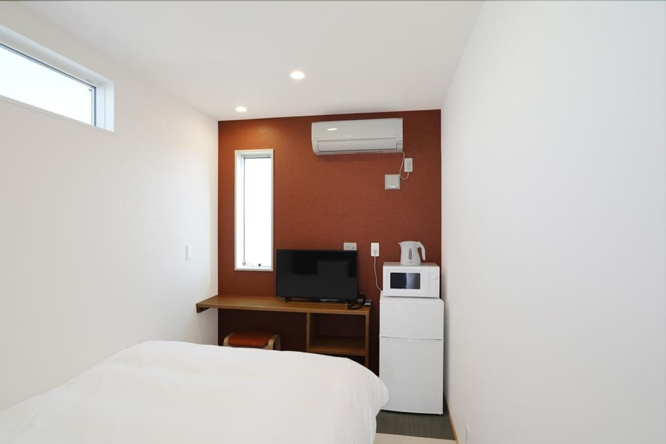 Bed, TV and multimedia, Other, Photo of the whole room, Area and facilities, heating, internet, minibar, air conditioner