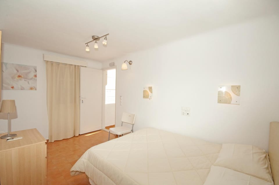 Bathroom, Balcony/Terrace, Bedroom, City view