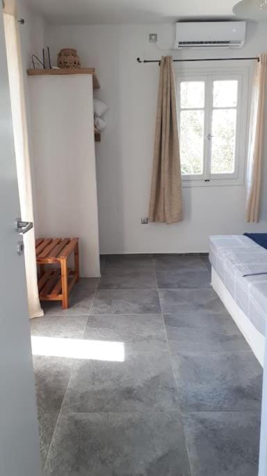 Bedroom, wardrobe