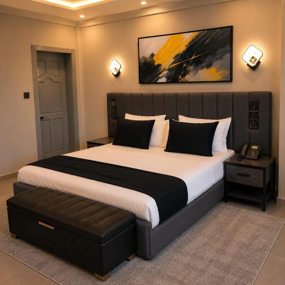 Bed, Photo of the whole room, Bedroom