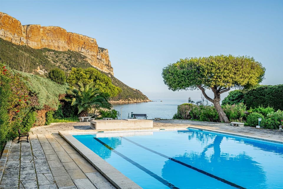 Natural landscape, Pool view, Swimming pool