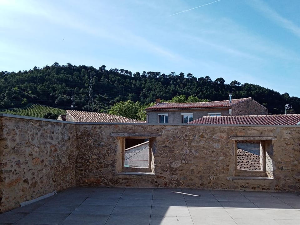 Balcony/Terrace, Mountain view