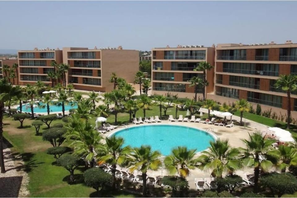 Garden, Swimming pool, sunbed