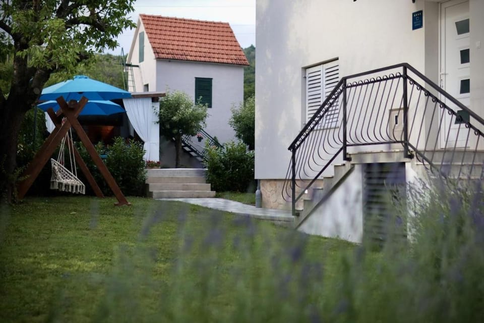 Villa Hedera Villa in Šibenik-Knin County, Croatia