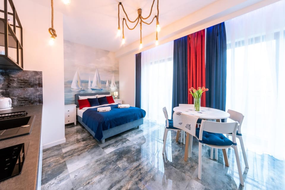 Bed, Kitchen or kitchenette, Photo of the whole room, Seating area, Bedroom