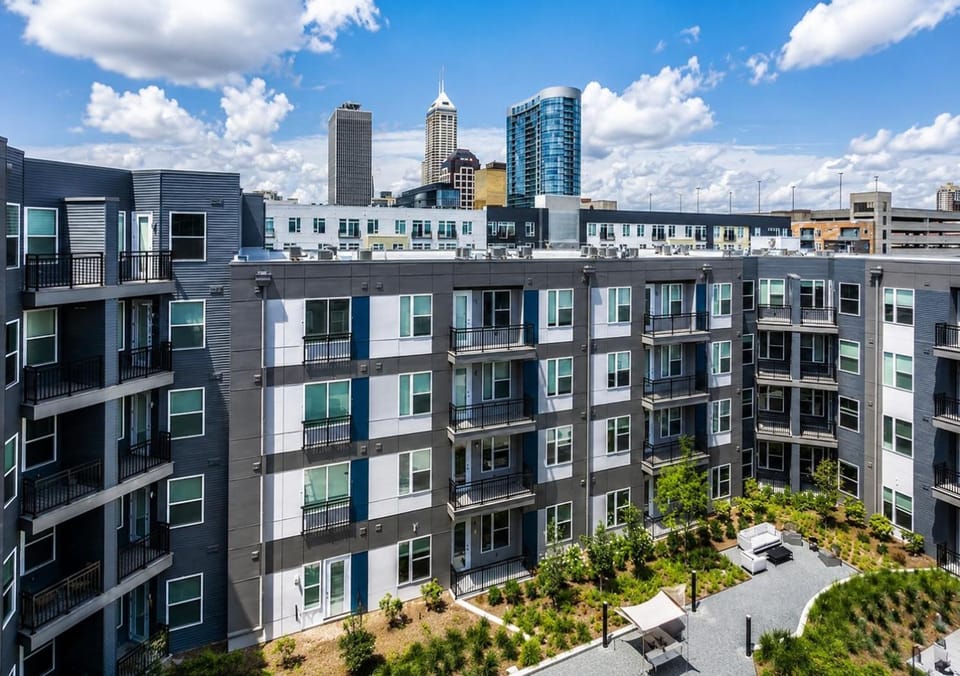 CozySuites at GRID Apartment in Indianapolis