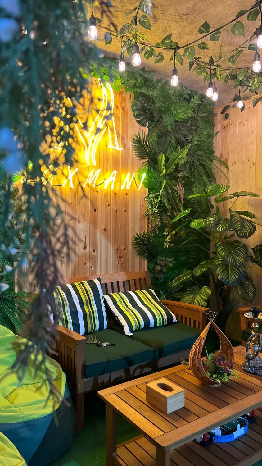 Garden, Seating area