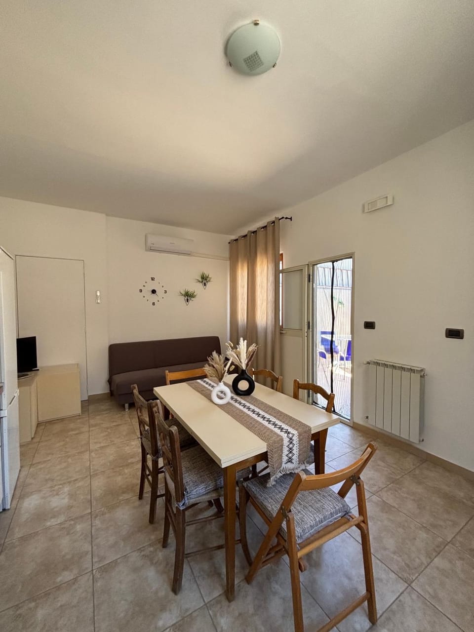 Kitchen or kitchenette, kitchen