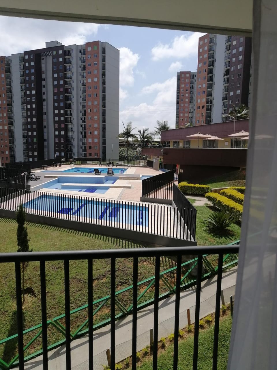 Property building, Day, Pool view, Swimming pool