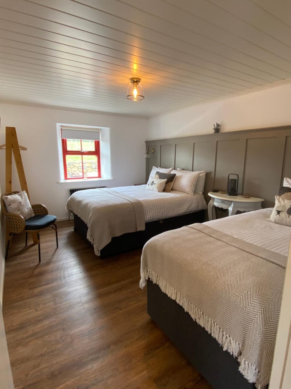 Farm Stay at THE GLEBE COTTAGE KILREA House in Northern Ireland
