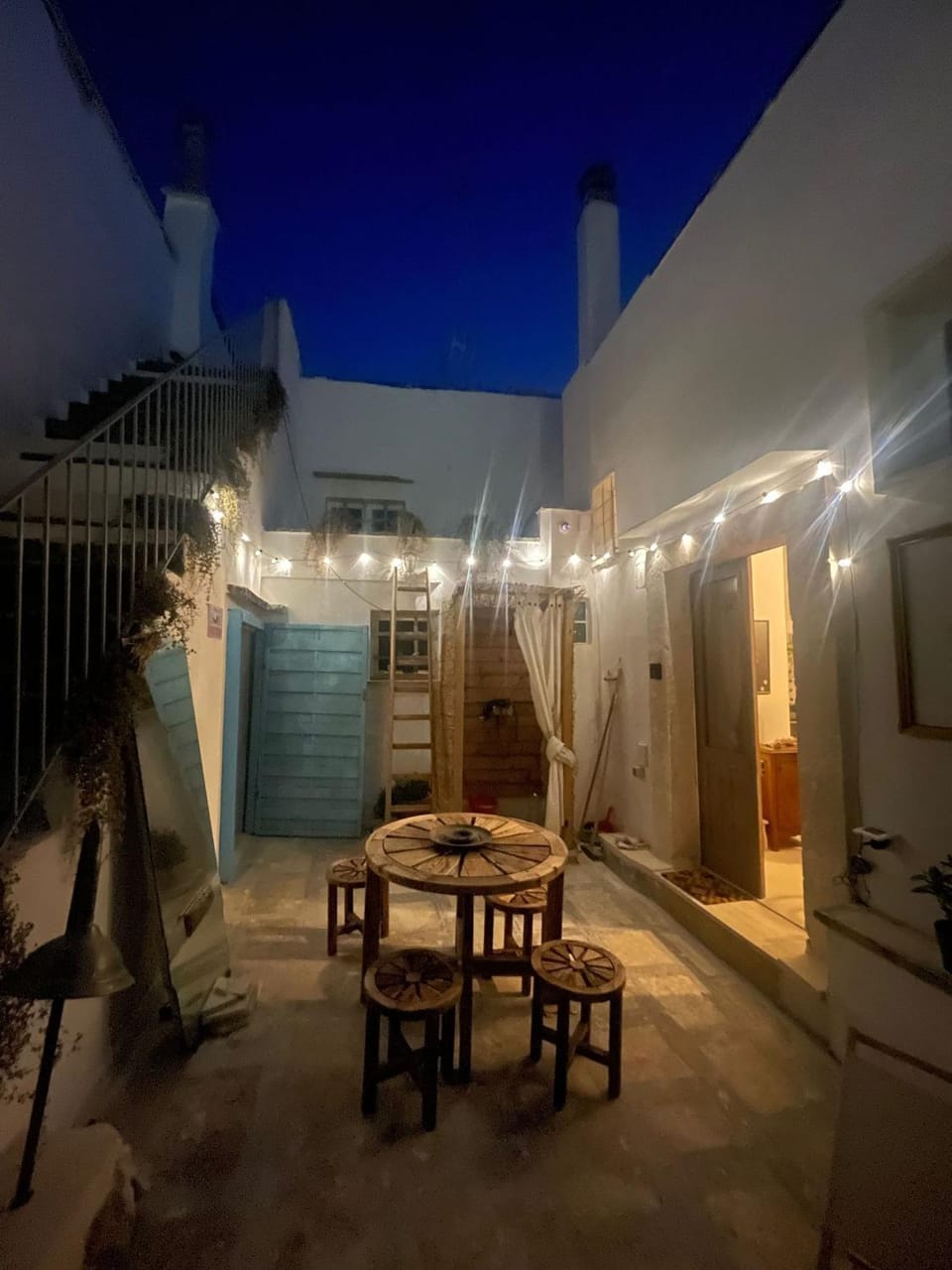 Patio, Night, Balcony/Terrace, Dining area