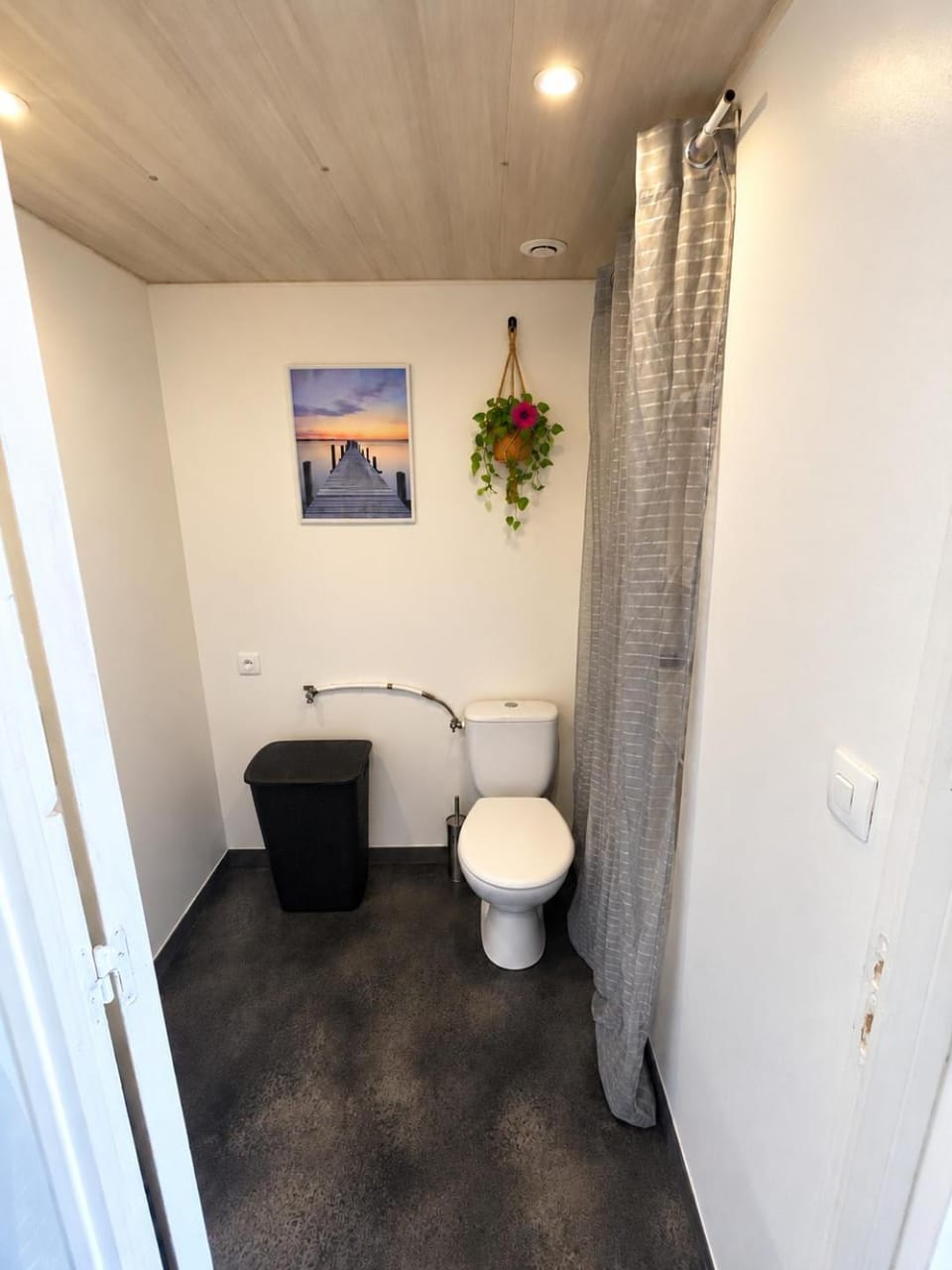 Le Leone - Wi-Fi Apartment in Bourgogne-Franche-Comté