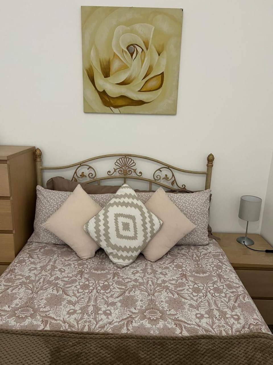 3 Bedroom Flat in Town Centre Wellingborough Apartment in Wellingborough