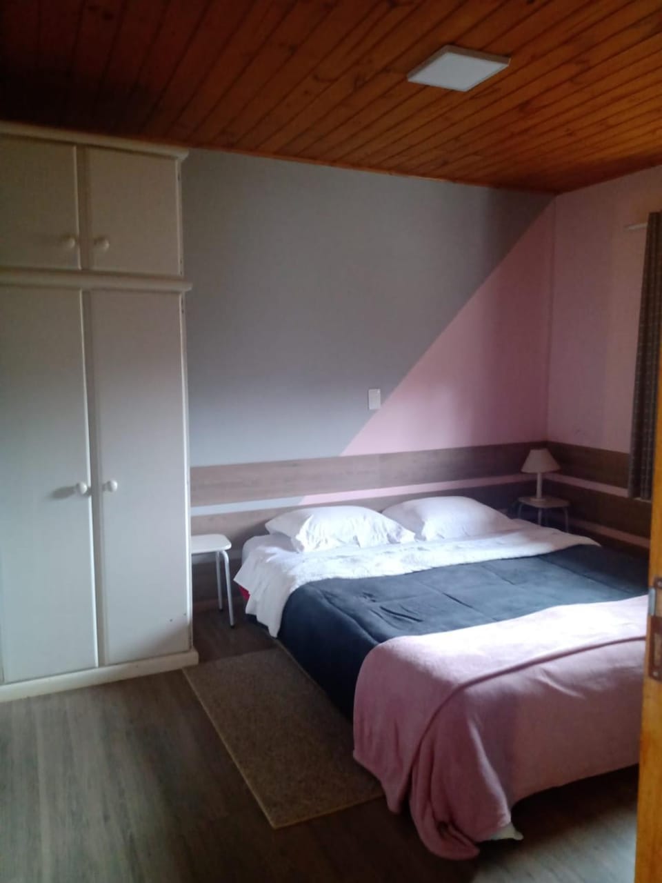 Bed, Photo of the whole room, Bedroom, wardrobe