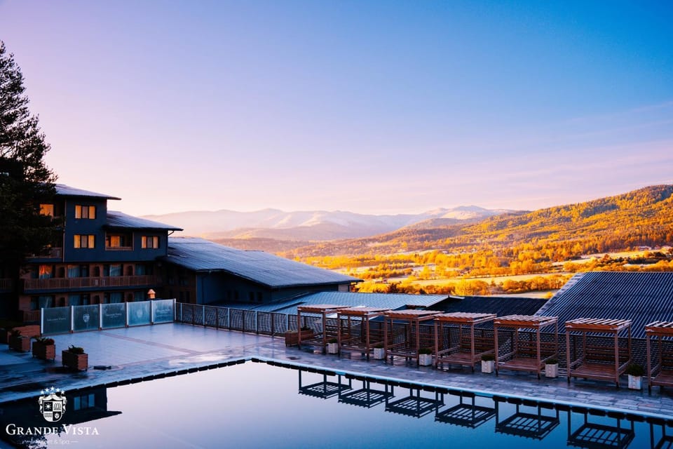 Natural landscape, Mountain view, Pool view, Swimming pool