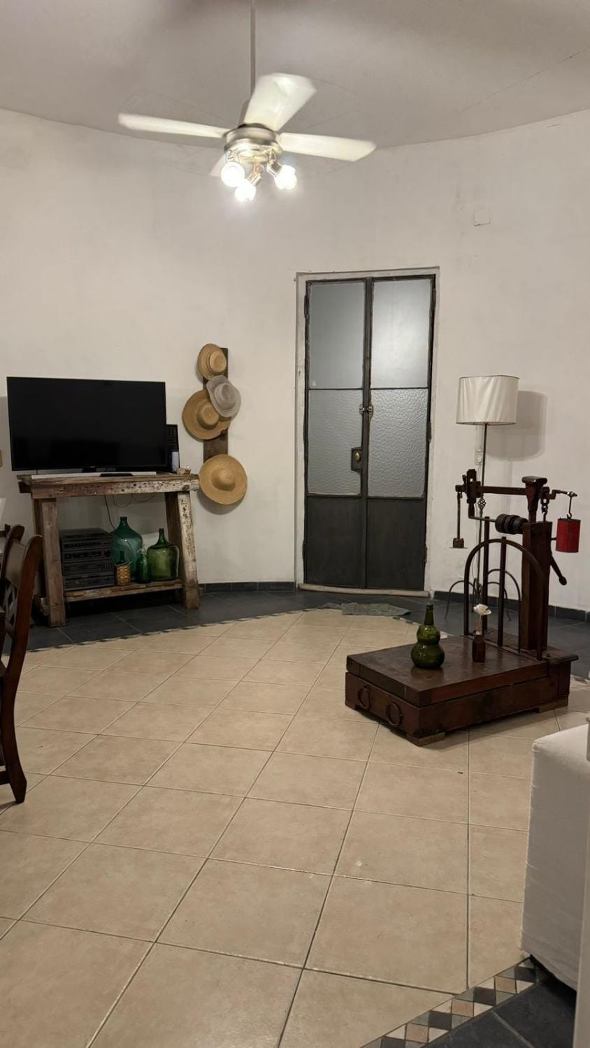 TV and multimedia, Seating area