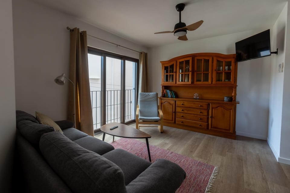 Communal lounge/ TV room, Living room