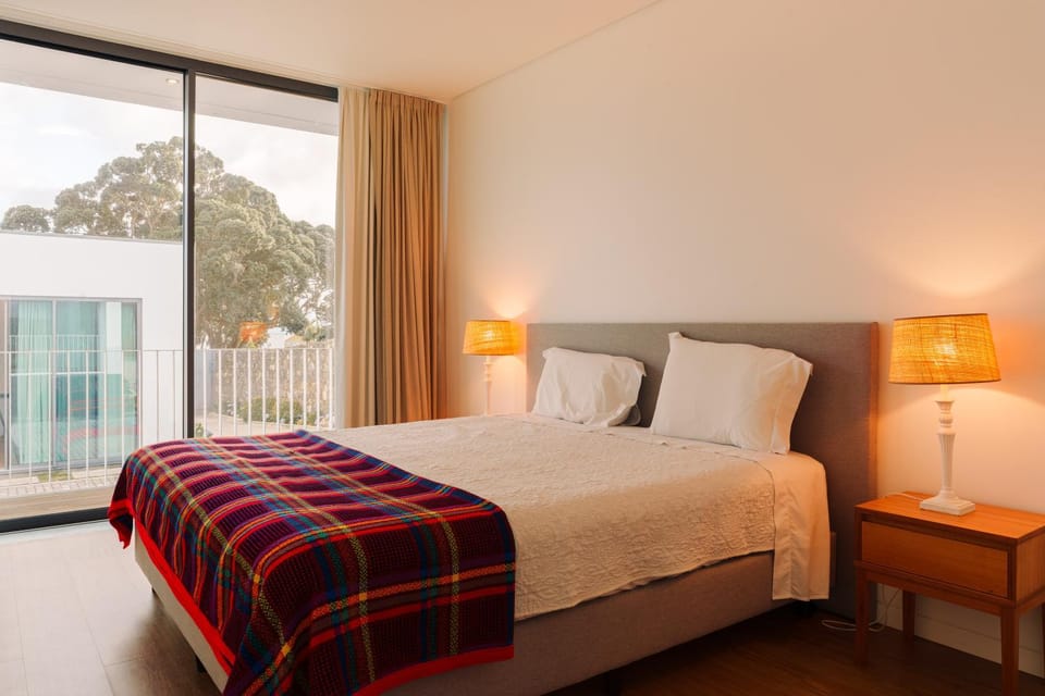 Bed, Balcony/Terrace, Bedroom