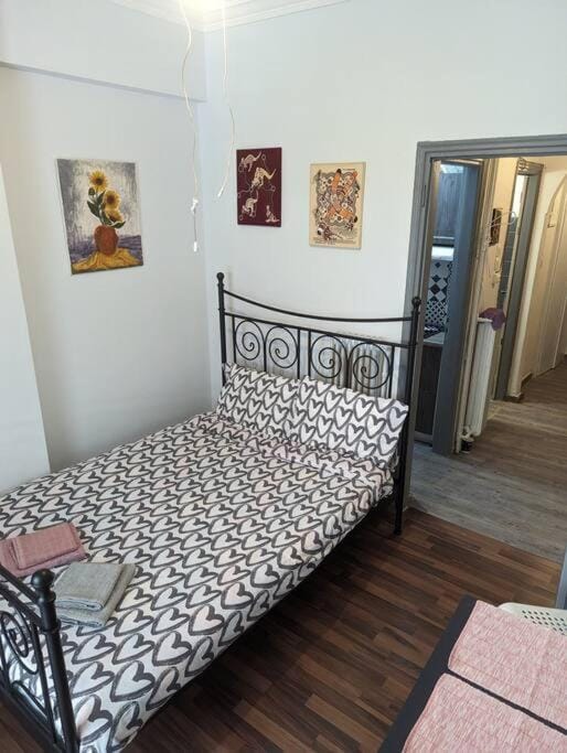 Apt in the center of Athens Apartment in Athens